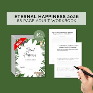 Op de afbeelding: Een 68-pagina tellend werkboek voor volwassenen getiteld Eternal Happiness 2026. De omslag toont groene tropische bladeren, een tijger en een koala. Het bevat een 50+ vragen-badge, een rood NEW-label en gelinieerde pagina's voor notities.