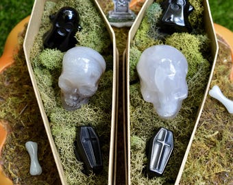 Halloween Crystal Coffin Set *Obsidian Ghost, Agate Skull & Coffin Trio ~ Spooky Crystal Decor, Witchy Altar Display, Gothic Halloween Gift*