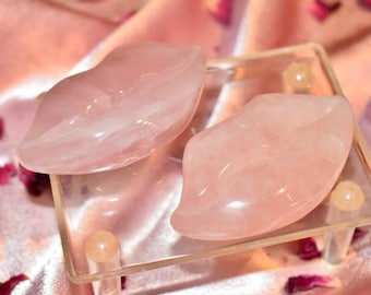 Rose Quartz Lip Carving, Heart Chakra Crystal, Self-Love Gift