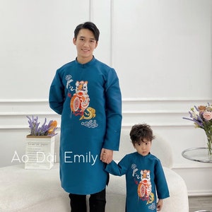 Matching Dad and baby boy navy blue ao dai top| Pre made ao dai Viet Nam| Ao dai Nam| Please add 2 size to your T shirt size