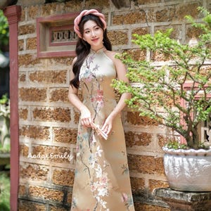Sleeveless Taffeta Sakura patterns Pre made ao dai|  | Ao dai yếm Women| With pink pants and headpieces | Lunar new year