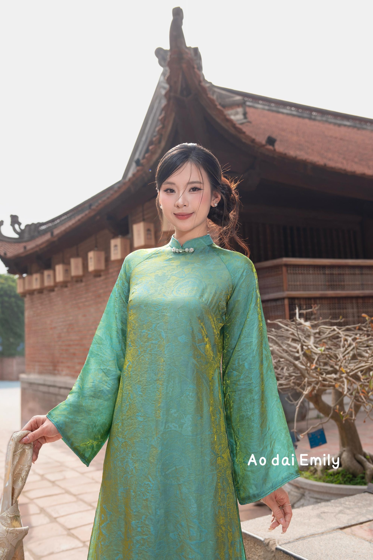 Loose Green Modern Ao Dai With Button Collar | áo Dài Cách Tân| Ao Dai ...