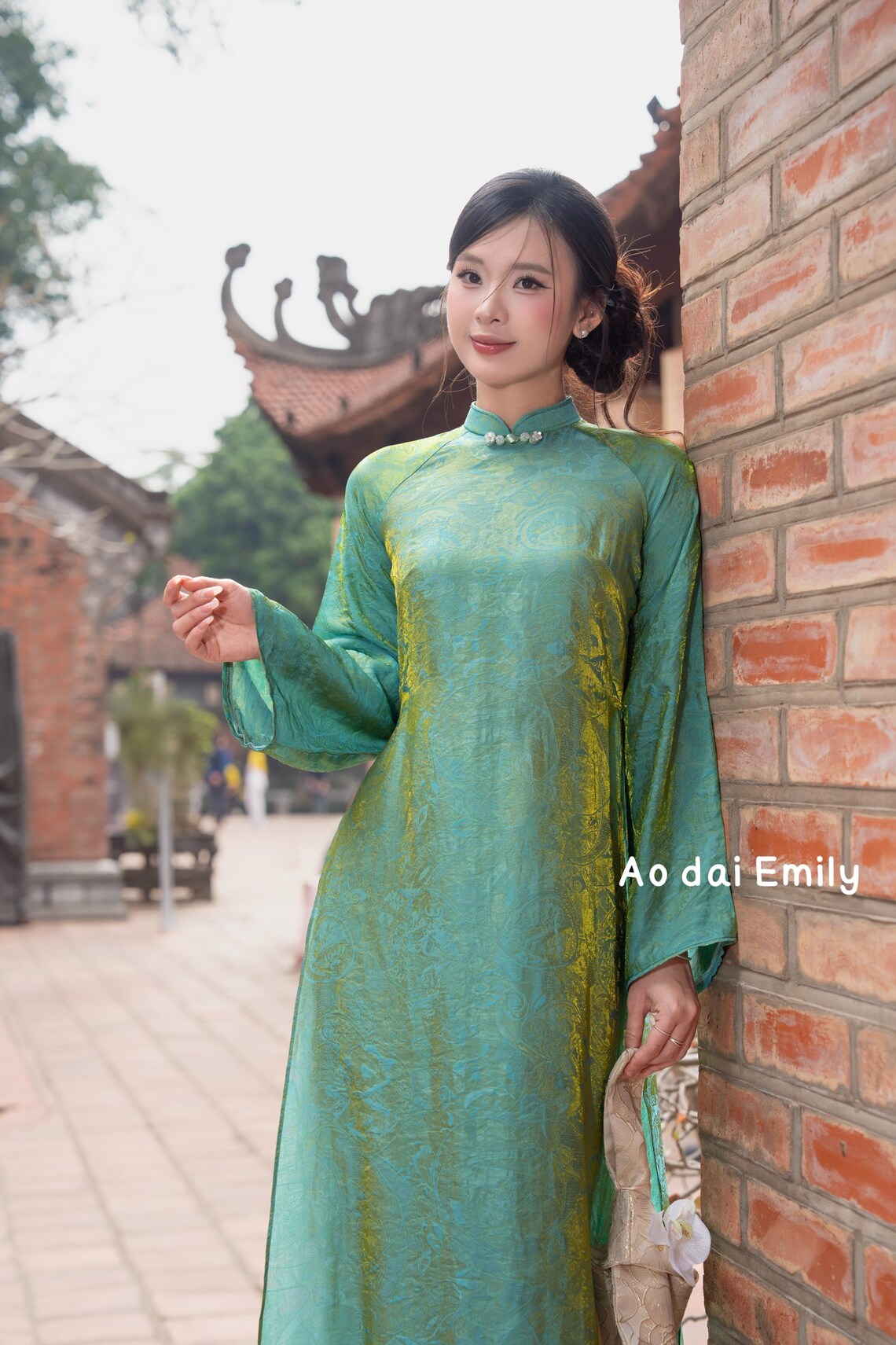 Loose Green Modern Ao Dai With Button Collar | áo Dài Cách Tân| Ao Dai ...