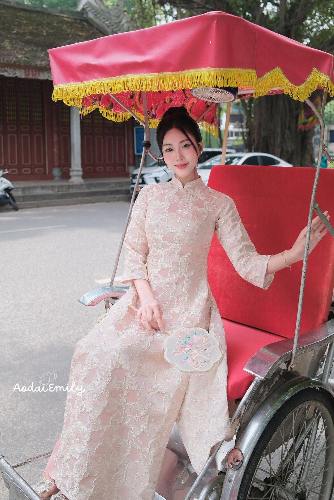 Orchid Pink Taffeta Ao Dai with Navy pants. Vietnamese Ao Dai. Traditional Ao Dai.