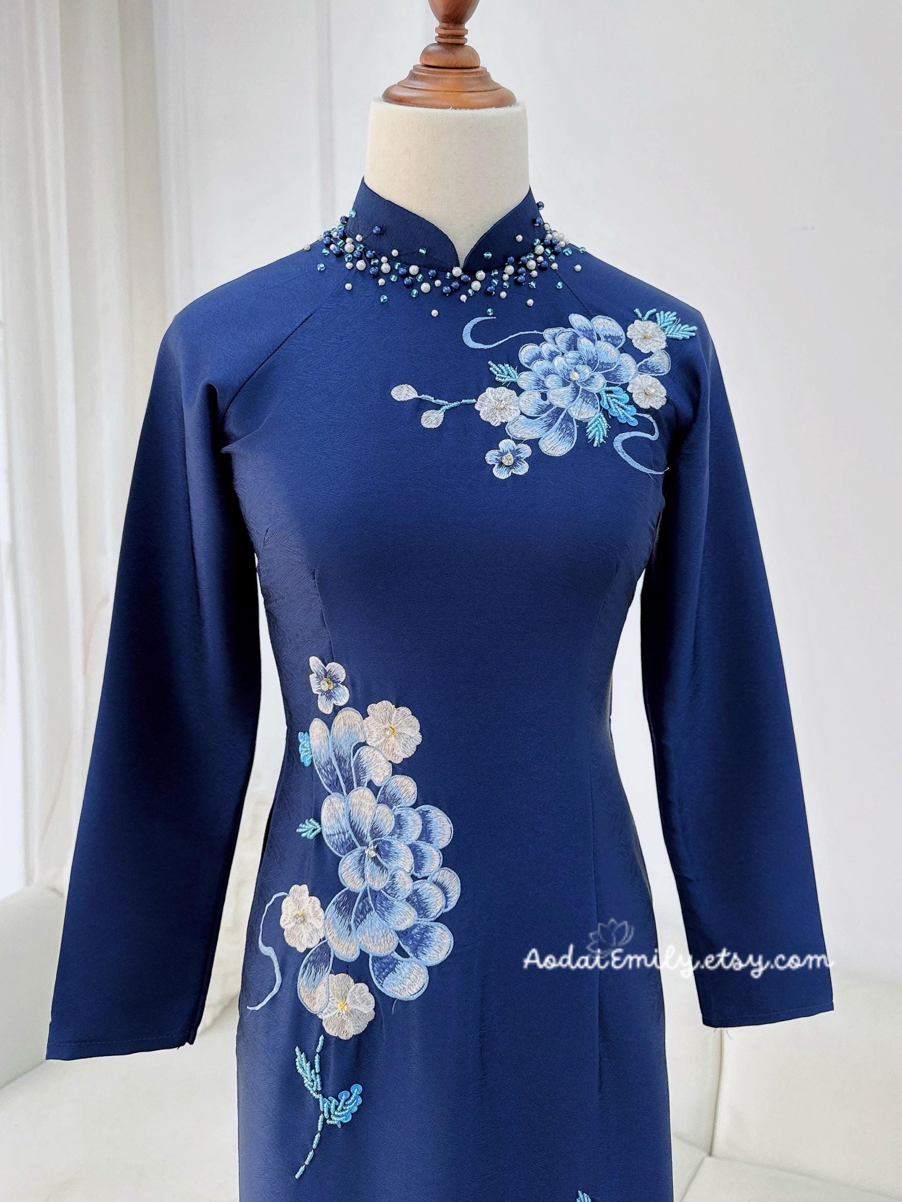 BLUEBELL Hand beading collar with embroidery flowers with crystals| Pre made long dress| Ao dài Việt| No pants