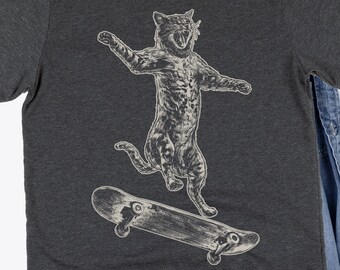 Funny Skater Cat Shirt | Cute Curious Cat T-shirt | Kitten Lover Gift Idea | Cutest Animal Tshirts | Skate Street Cat Tee | Boyfriend Gifts