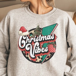 Christmas Vibes Sweatshirt for Women | Xmas Sweater Gift | Holly Jolly Vibes Crewneck | Leopard Print Long Sleeve | Retro Xmas Tree Sweaters