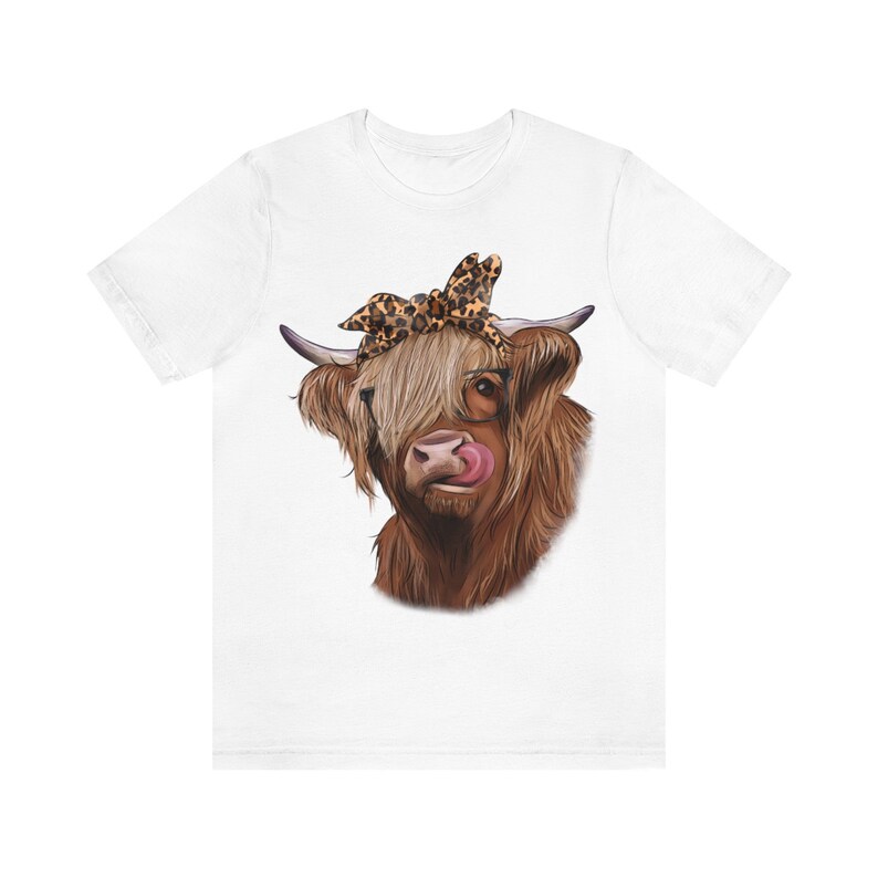 Camiseta de vaca de las Tierras Altas más linda / Camiseta de vaca de granja / Camiseta de vaca lamiendo / Idea de regalo encantadora para la vida en la granja / Jersey de algodón de manga corta con estampado de leopardo y vaca con banda imagen 7