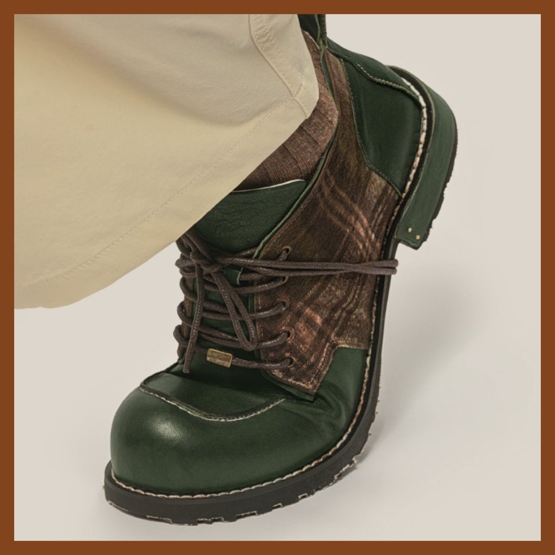 Original Design Handmade Horse Leather Shoes Tooling Boots Editing Dark