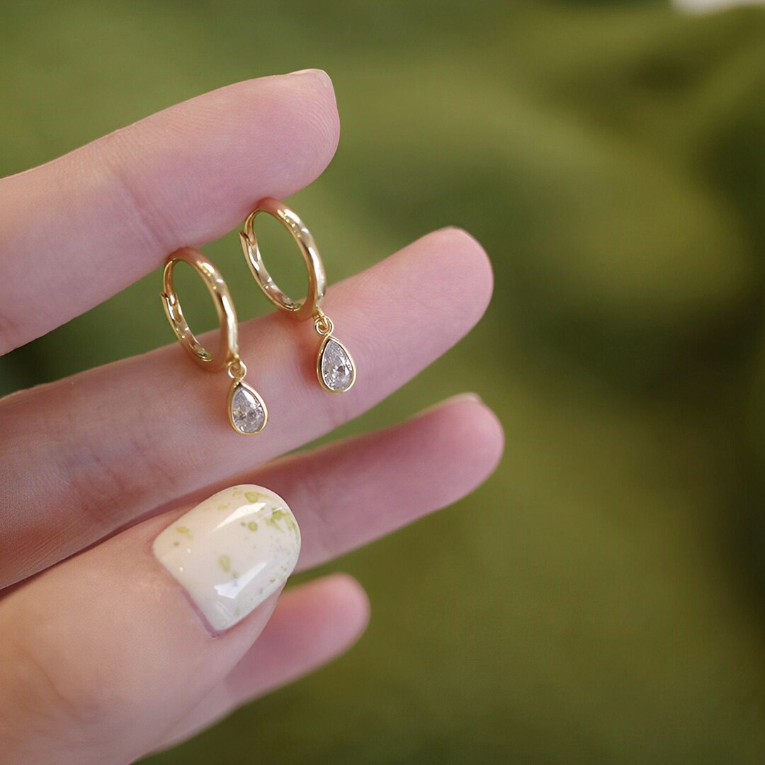 Diamond Hoop Earrings, Gold/silver Huggie Hoops, Tiny Teardrop Earrings