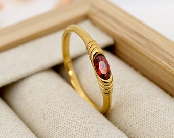 Garnet Ring, Vintage Style Heirloom Ring, Red Zirconia Ring, Ruby Ring, Statement Ring, Minimalist Jewelry