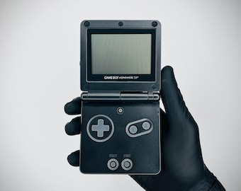 Game Boy Advance SP Onyx Black — AGS-001 Pantalla con retroiluminación frontal / Modificada y reacondicionada / GBA auténtica