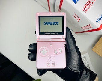 Game Boy Advance SP rosa — AGS-001 Pantalla con retroiluminación frontal / Modificada y reacondicionada / GBA auténtica