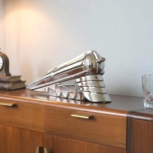 Handcrafted Aluminium Hudson Locomotive Model: Vintage Train Sculpture