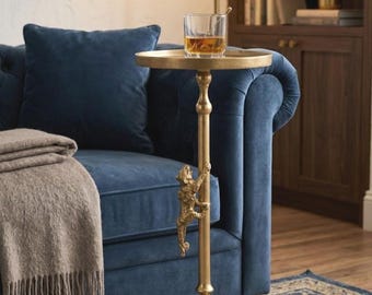 Mesa auxiliar de latón hecha a mano con forma de tigre / Muebles de lujo con detalles de animales / Decoración artesanal en metal