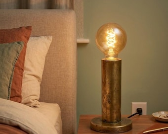 Lámpara de mesa industrial hecha a mano: Lámpara de escritorio de aluminio y latón cepillado