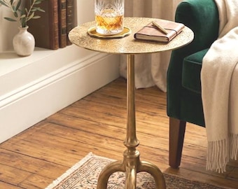 Mesita auxiliar de latón hecha a mano / Tablero con textura encogida, mueble auxiliar de lujo