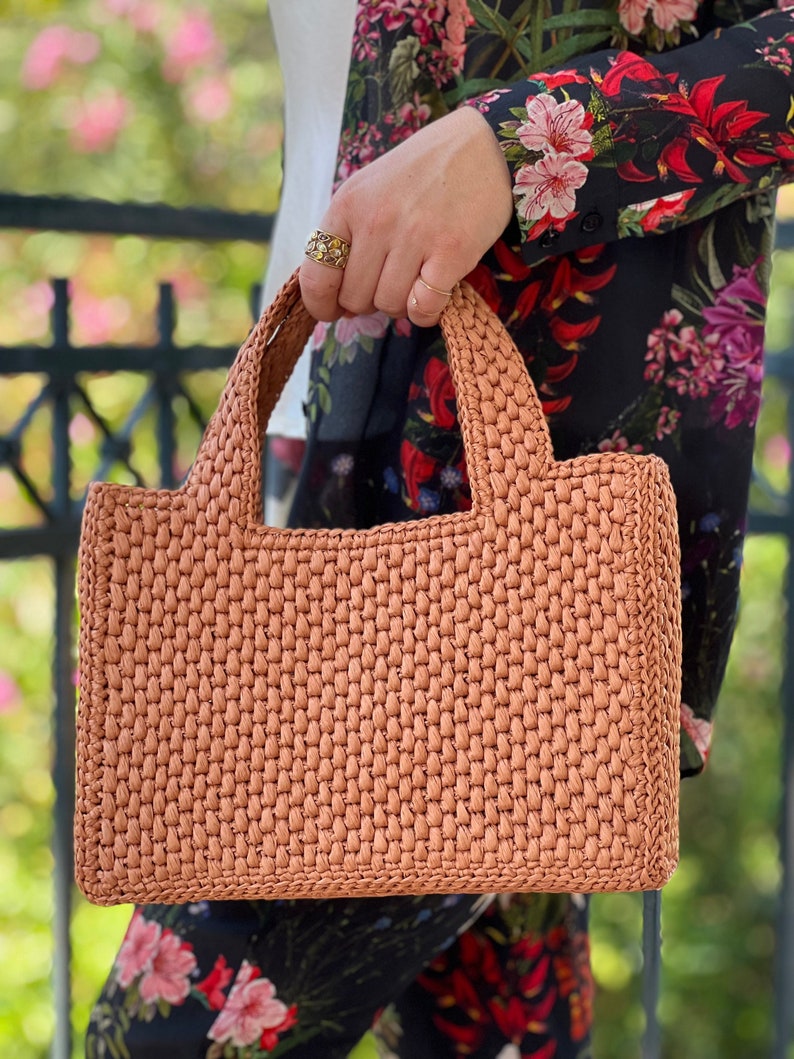 Handmade Raffia Tote Bag. Straw Hand Bag image 1