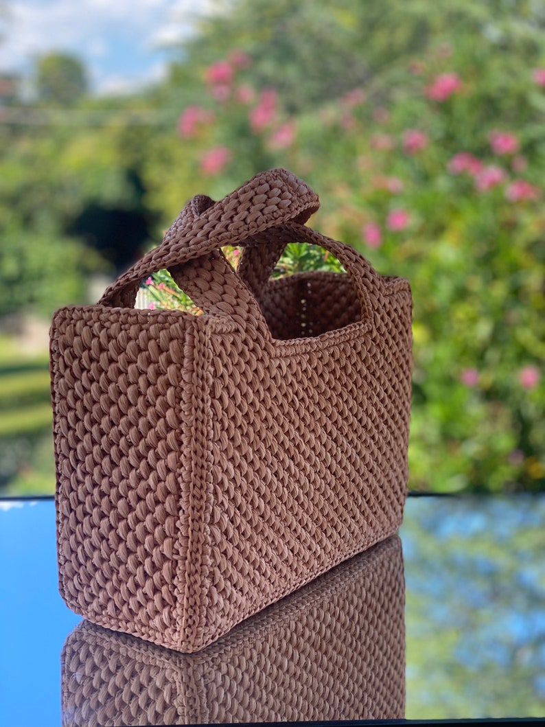 Handmade Raffia Tote Bag. Straw Hand Bag image 4