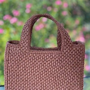 Handmade Raffia Tote Bag. Straw Hand Bag image 3