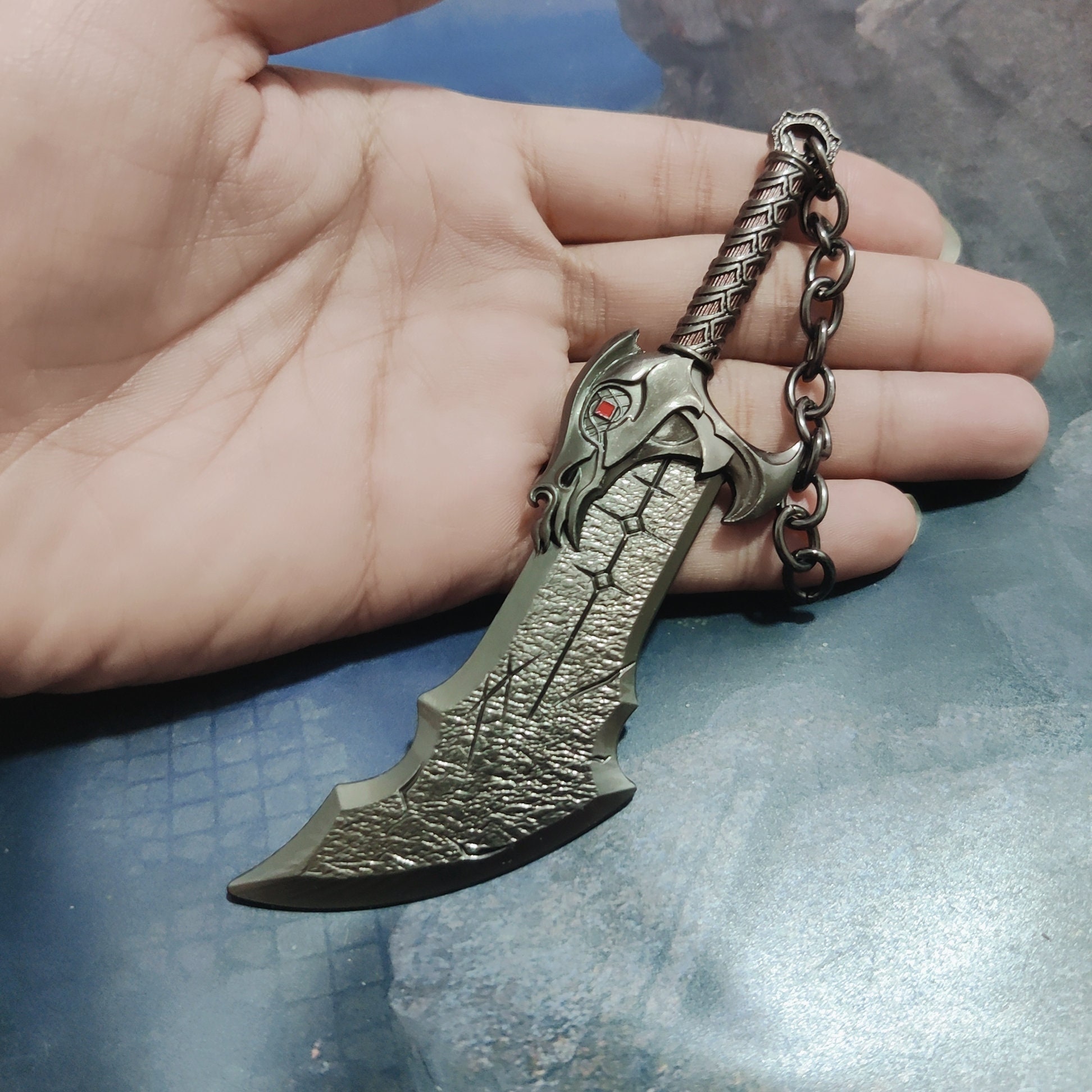 God Of War Ragnarok Keyring Keychain Blade of Chaos Leviathan Axe Olympus  Shield 