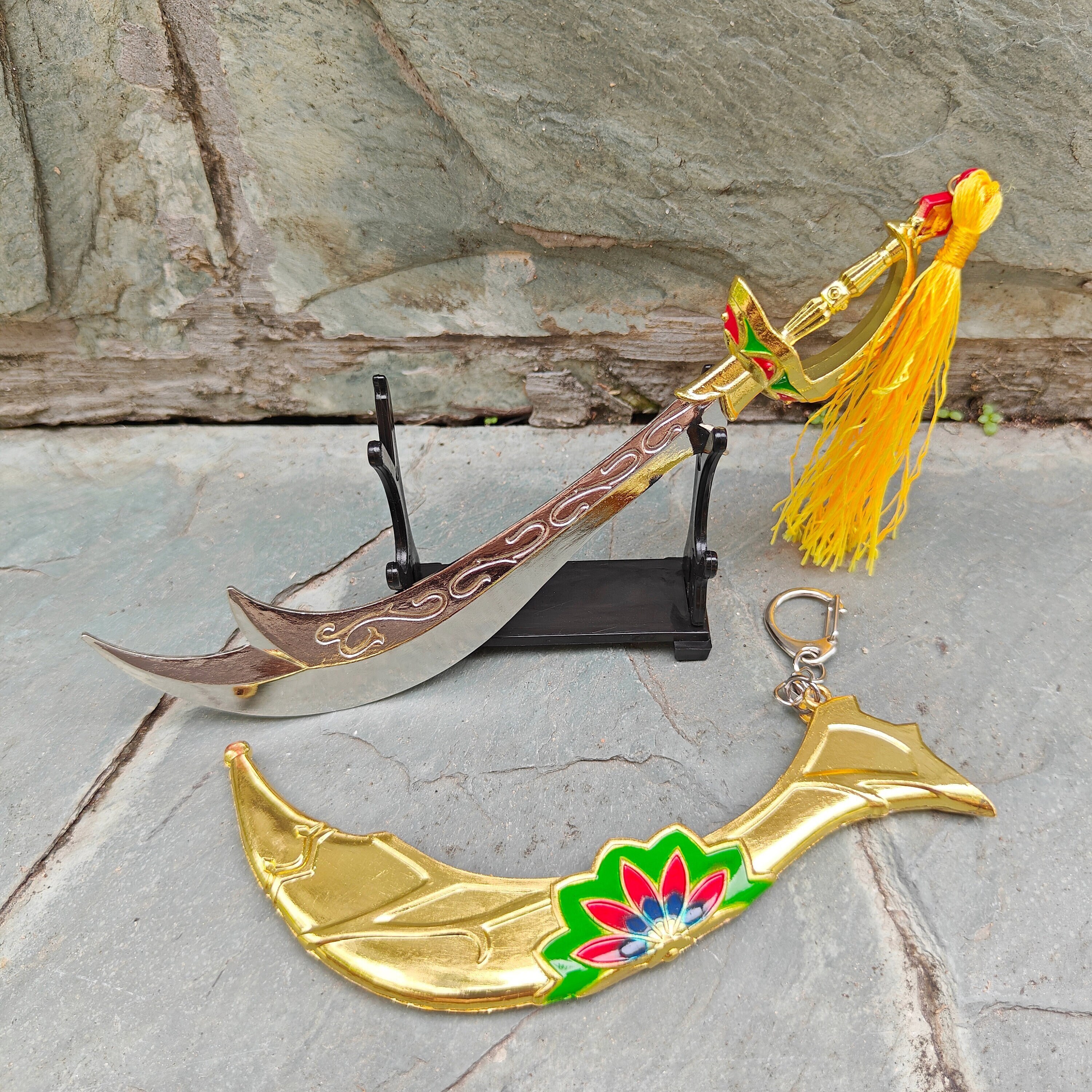 Zelda-Tiny Link Deusa Longsword, brinquedo incrível, Savage Lynel Lança Link,  Espada da Deidade Feroz, Blunt Blade, Display Art, alta qualidade -  AliExpress