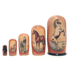White horse nesting dolls 4.52 &#39;&#39; or 11.5 cm, 5 pcs