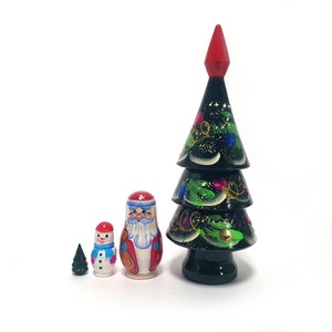 Christmas Tree and Santa Nesting Dolls 8.7&quot; or 22 cm 4 Pcs