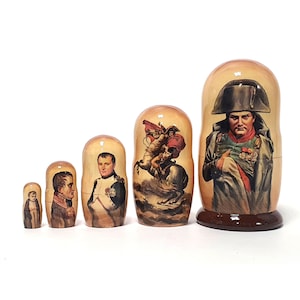 Napoleon Bonaparte nesting dolls , 7.08&#39;&#39; or 18 cm 5 pcs.