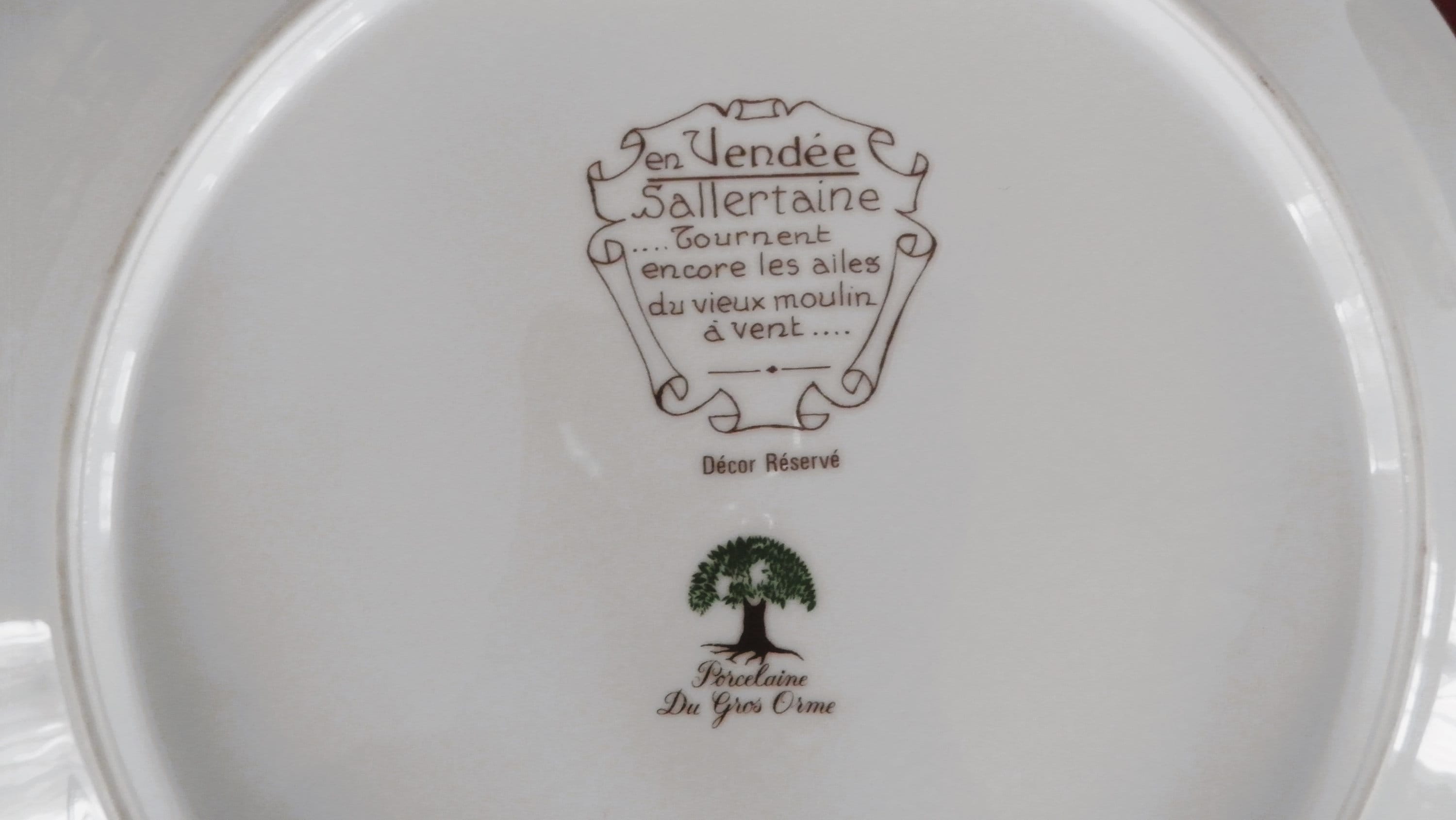 Service porcelaine du gros Orme état neuf - Arts de la table