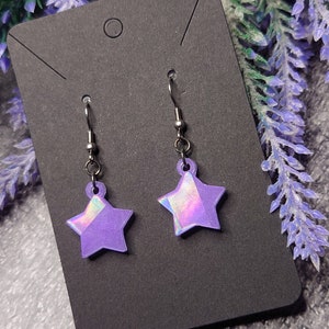 Purple stars earrings with holographic effect, rainbow reflection