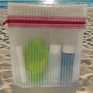 Clear Vinyl Mesh Pouch, Sturdy 8x7 inch Cosmetic Bag, Lightweight Travel Case for Purse or Suitcase Organization