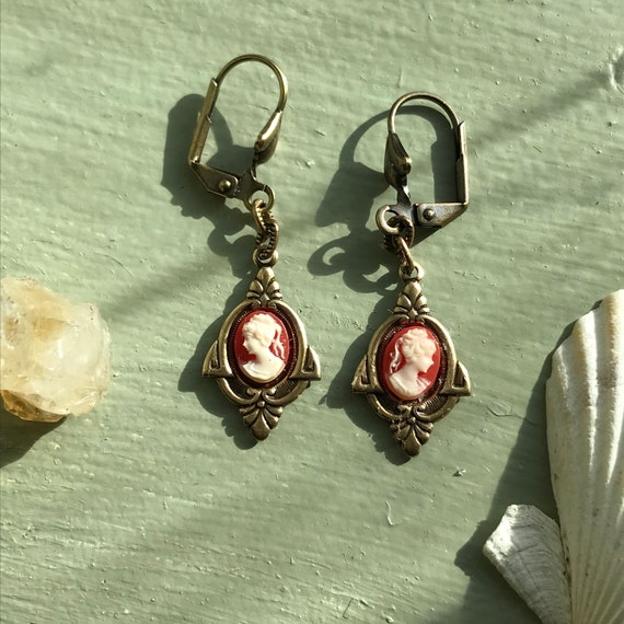 Vintage Tiny Cameo Dangle Earrings - Victorian St… - image 1