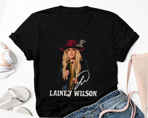 Lainey Wilson Hat Photo T-shirt 