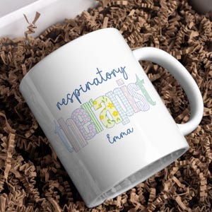 Aangepaste ademhalingstherapie 11 oz. Mok, gepersonaliseerde RT-koffiekop, cadeau ademhalingstherapeut, cadeau verpleegkundige, mok ademhalingstherapeut NICU