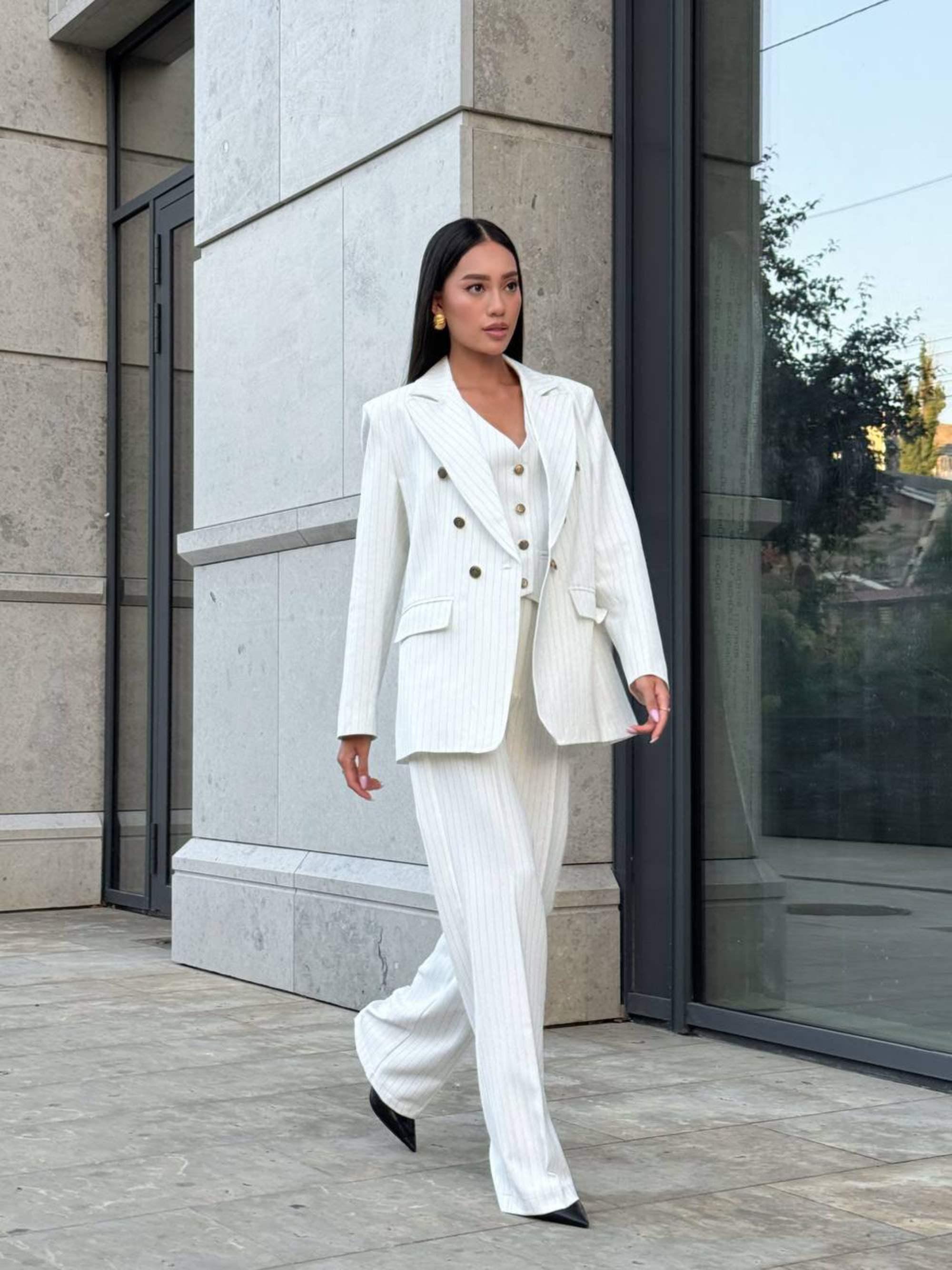 Tailleur Donna Come Vestirsi A Una Laurea Di Altri Lesbian Wedding