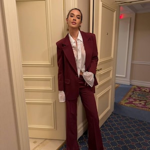 Сlassic pantsuit, Women&#39;s Suit Set  Fashionable Jacket and Pants , Classic Blazer With Belt, Elegant  Suit Set, Wedding and Business Wear