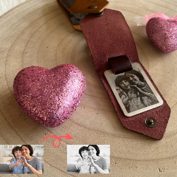Personalised Photo Keyring in Leather Case and Initials, Mother'sDay Keepsake, Gift for New Mom, Personalized Photo Keychain, Handmade Gift