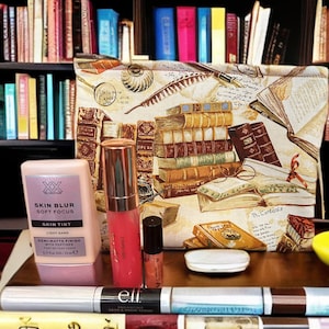 Trousse de maquillage en tissu Book | Cadeaux | Trousse à cosmétiques | Cadeau d'anniversaire | lecture | Livres anciens | Cadeau de Noël | Sacs à main originaux | inhabituel