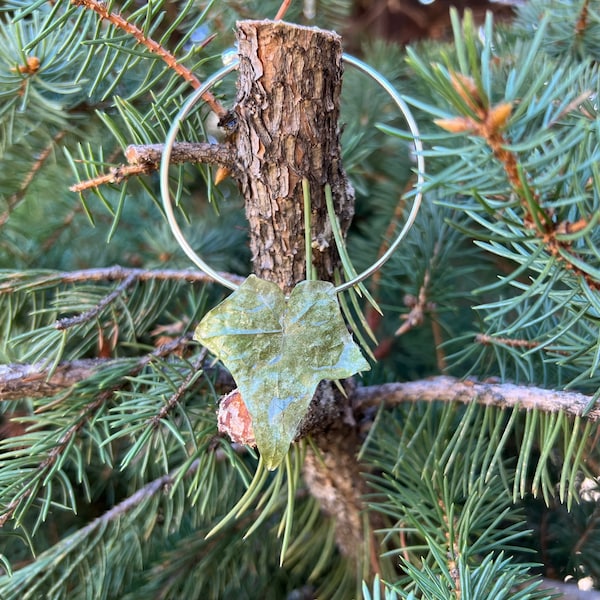 Real Ivy Leaf Bracelet