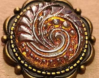 Spiral Fern 14 mm Czech Button Necklace