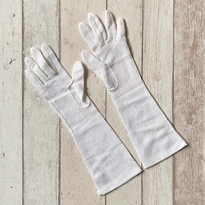 Vintage Pair of Dents Sparkly White Mid Arm Length Ladies Cotton Fabric Gloves Size 7
