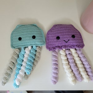 Jelly fish amigurumi crochet toy for baby kid Ocean octopus cute Sensory montessori first toy Cute small jelly fish souvenir toy handmade