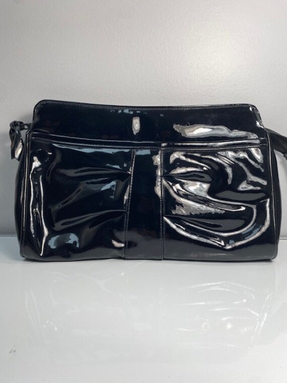 Black shiny clearance clutch