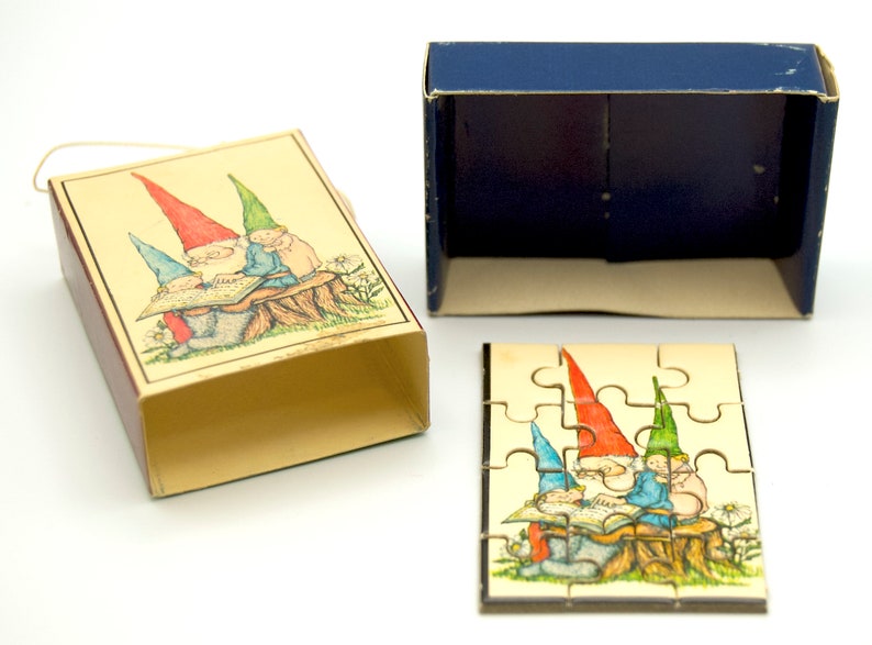Vintage Christmas Ornament / Puzzle Elves &amp; Santa Great - Etsy
