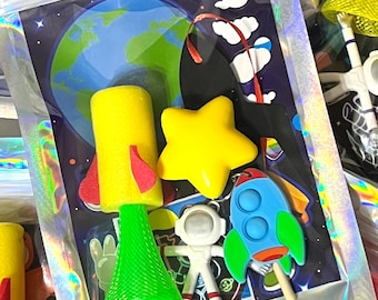 Geburtstags-Gastgeschenke - Weltraum, Partygeschenke, Fidgets, Geschenke für das Klassenzimmer, Kindergeburtstag-Handouts, Popit-Gastgeschenke, Weihnachtsgeschenk