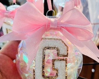 BEST SELLER - Chenille Brief Ornament, Weihnachten Initial Ornament, irisierende Lametta Scheiben Ornamente, Geschenkbörse, Mädchen Geschenk, beste Freundin