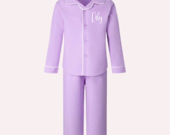 Set pigiama con bottoni viola per ragazze / Pigiama personalizzato / Pigiama classico / Viola / Pigiama / Nome personalizzato / Indumenti da notte