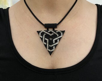 3D Triangle pendant,miyuki delica beads,twisted triangle, black and silver miyuki