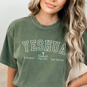 Religious Yeshua Christian T-Shirt Bible Verse Shirt Trendy Christians T Shirts Jesus Apparel Faith Gift Men Faith Gift Women Worship Shirt